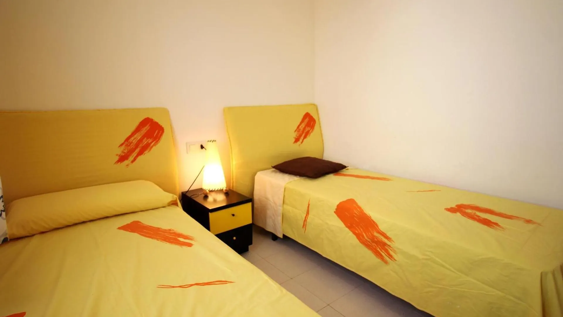 Mimoses V - Apartamento En Planta Baja Con Gran Terraza, Muy Cerca De Playa De Arena. - Es-228-65 Llança