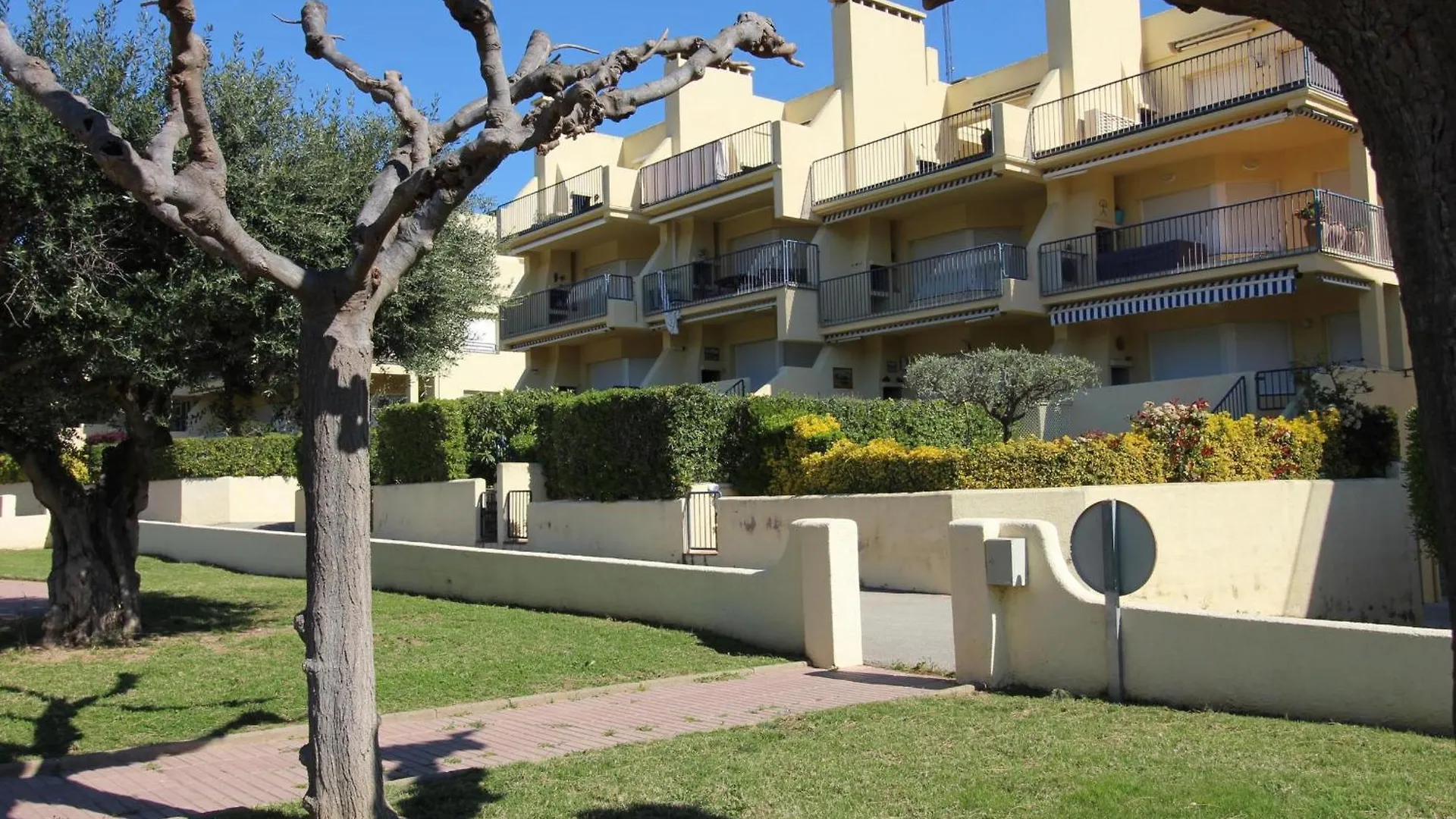 Mimoses V - Apartamento En Planta Baja Con Gran Terraza, Muy Cerca De Playa De Arena. - Es-228-65 Llança