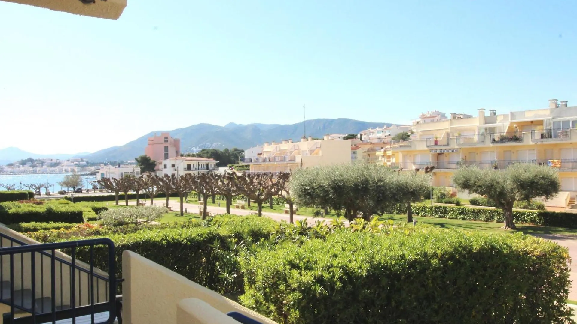 Appartamento Mimoses V - Apartamento En Planta Baja Con Gran Terraza, Muy Cerca De Playa De Arena. - Es-228-65 Llança