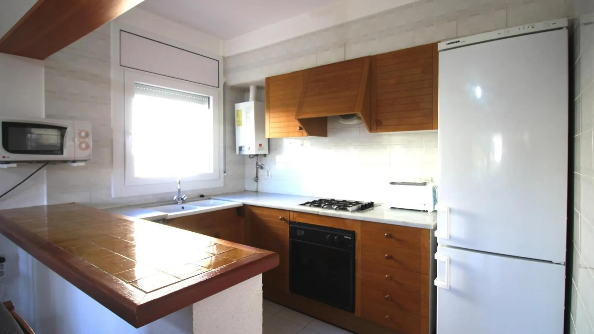Mimoses V - Apartamento En Planta Baja Con Gran Terraza, Muy Cerca De Playa De Arena. - Es-228-65 Llança Appartamento